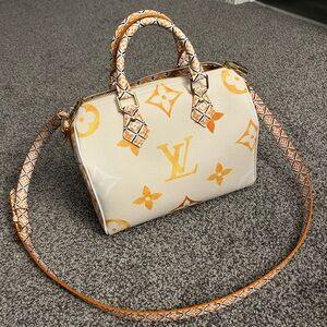 Louis Vuitton Speedy Bandoulière 25 Apricot